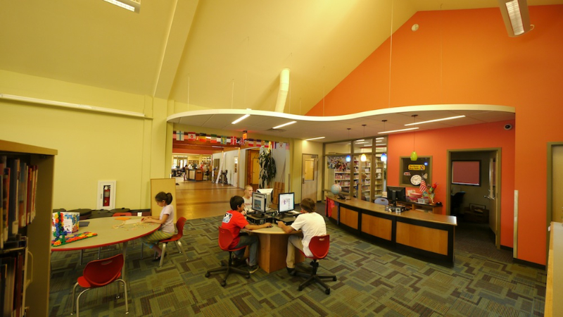 gypsum-library-kids-desk