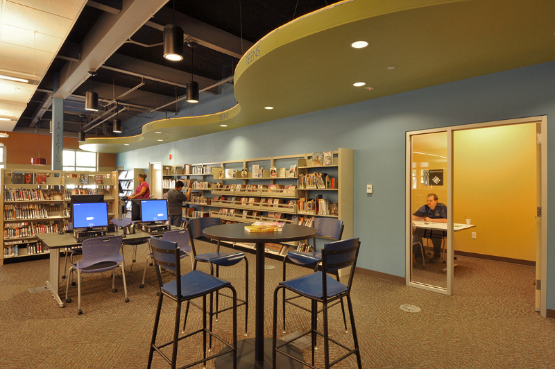 rifle-branch-library_interior-study-room-teen-section-computer-stations_091